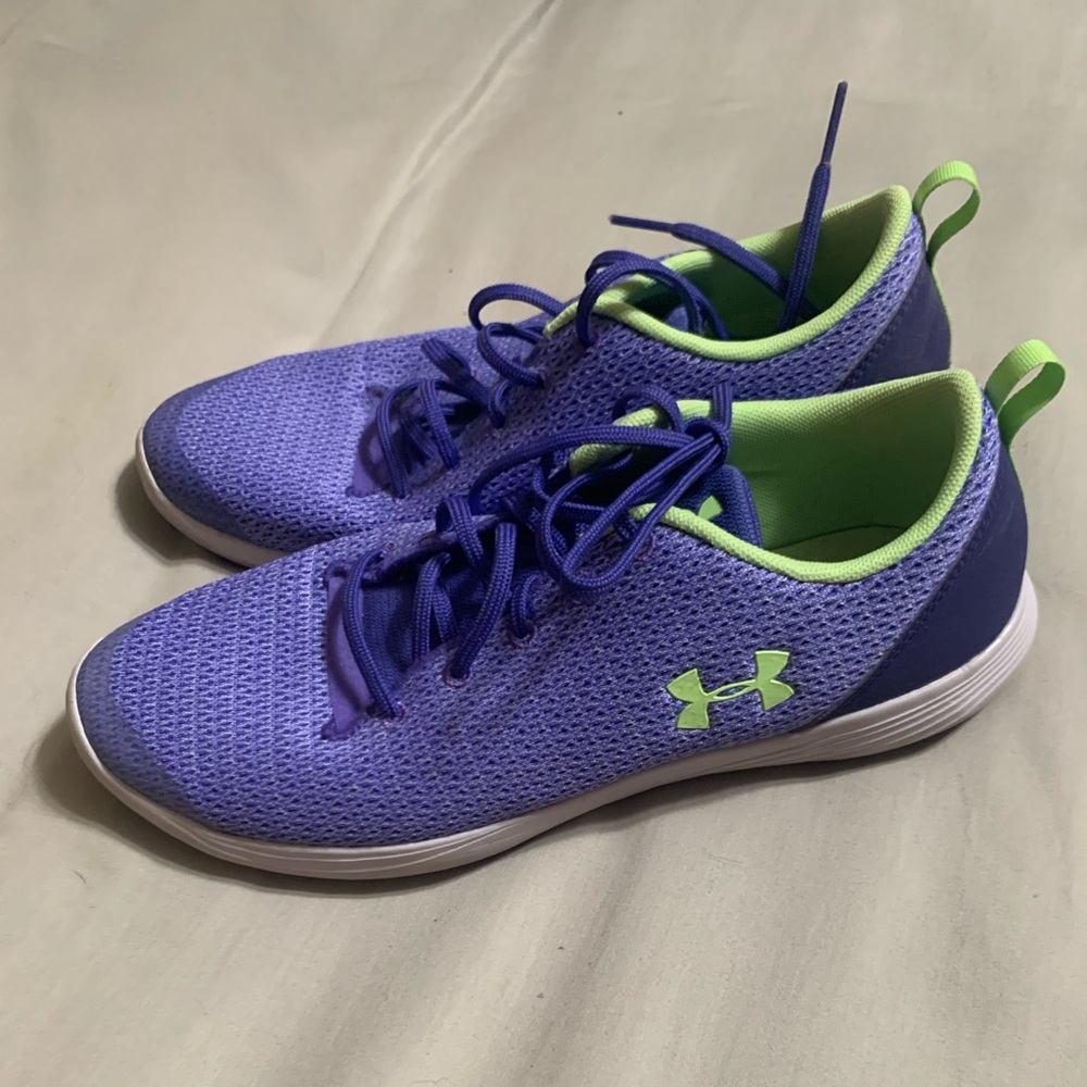 👟2/$30 Purple Underarmour Shoes